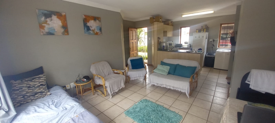 2 Bedroom Property for Sale in Langenhovenpark Free State